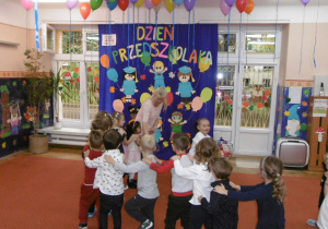 Tuptusie i Smyki podczas zabawy z okazji Dnia Przedszkolaka