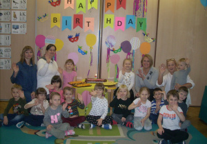 zdjęcie grupowe Żaczki podczas styczniowych urodzin