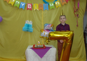 zdjęcie urodzinowe - siedmiolatki