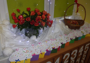 prezenty i kwiaty dla Babć i Dziadków w Tuptusiach